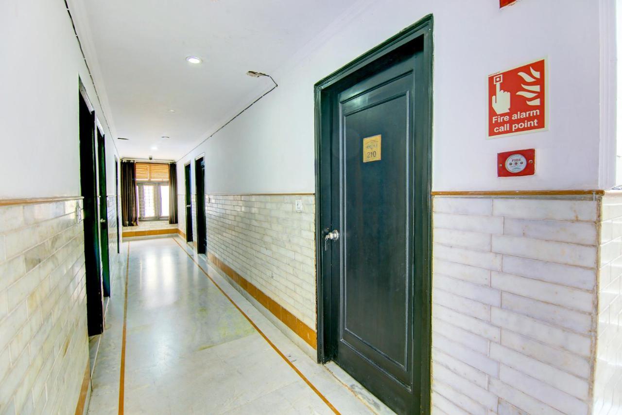 Fabhotel Le Heritage Karol Bagh Дели Экстерьер фото